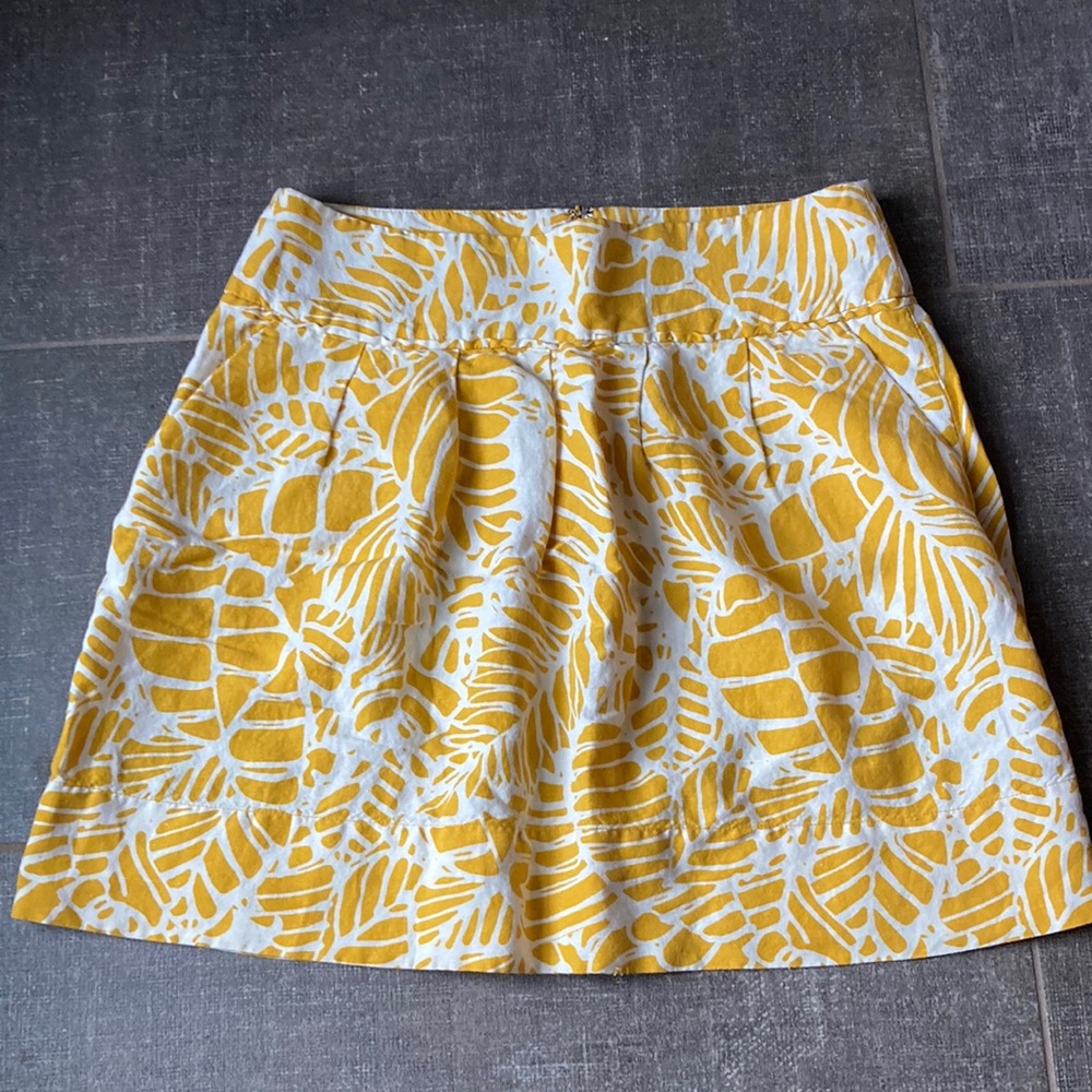 LOFT Skirt Size 6 Yellow Mid-Thigh
